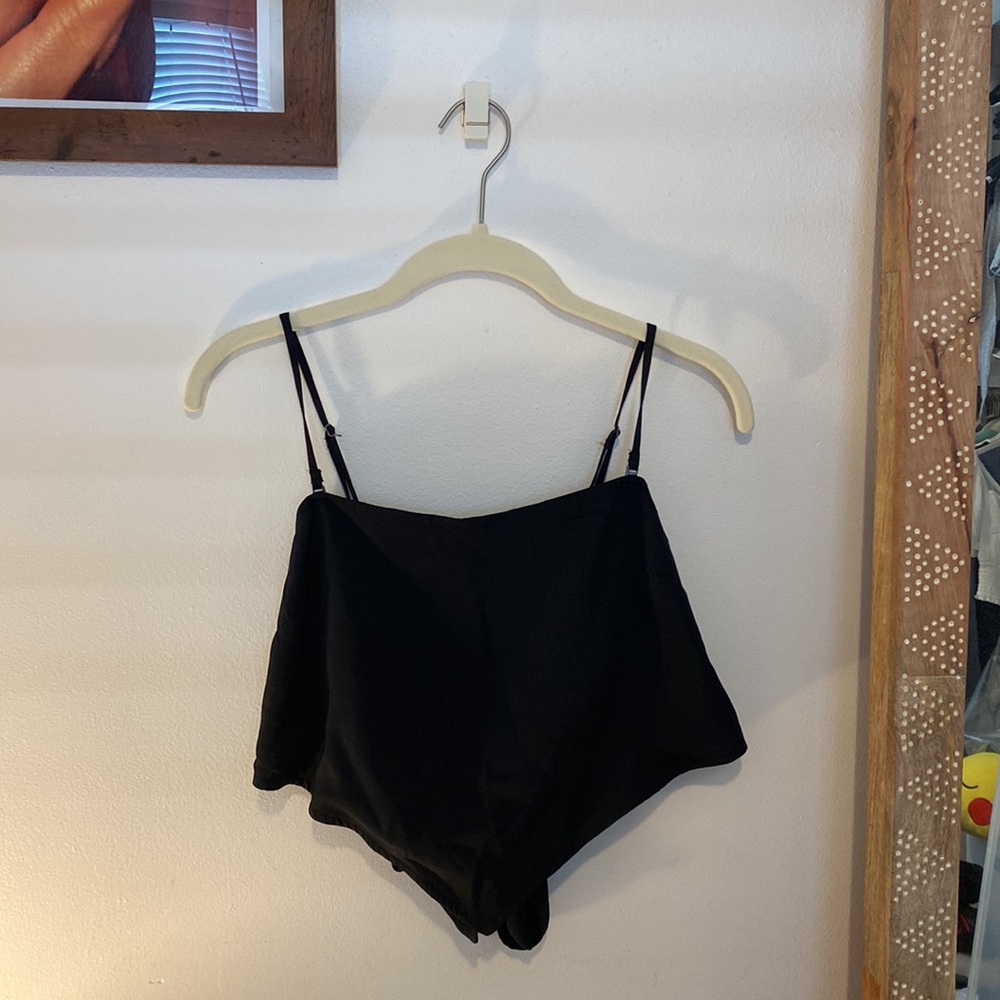 Abercrombie & fitch triangle tie back top